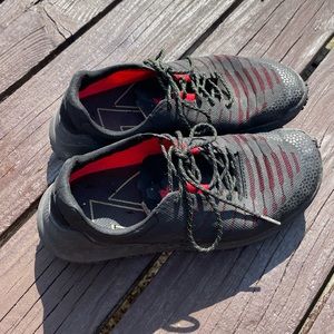 Lalo Zodiac Recon black ops ATX. Black and red. Size 9.5.